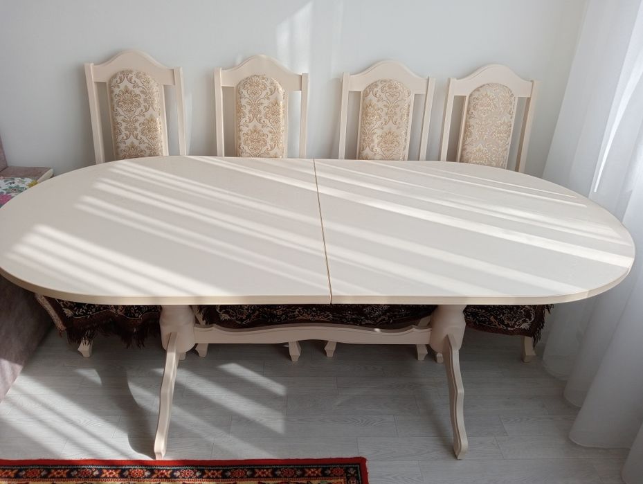 Стол в зал гостинную