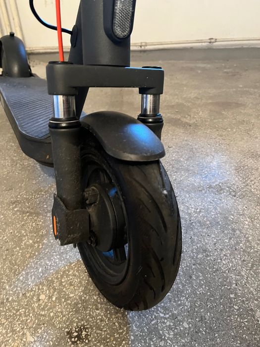 Vând trotinetă electrică Xiaomi elite