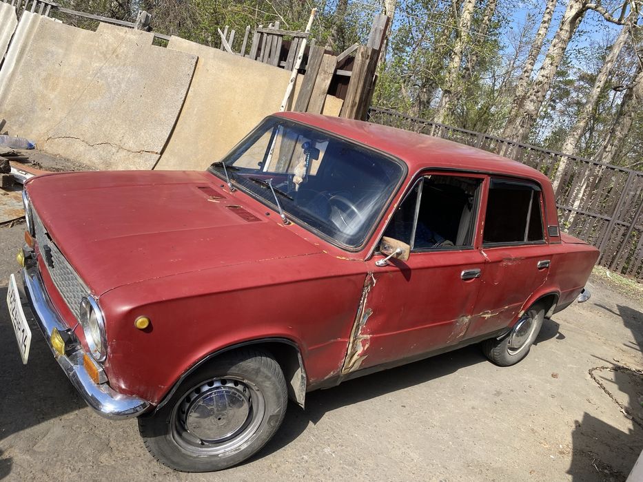 Продам ваз 21011