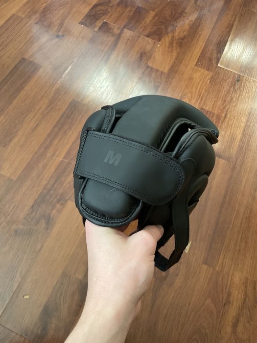 шлем VENUM для кикбоксинга,бокса