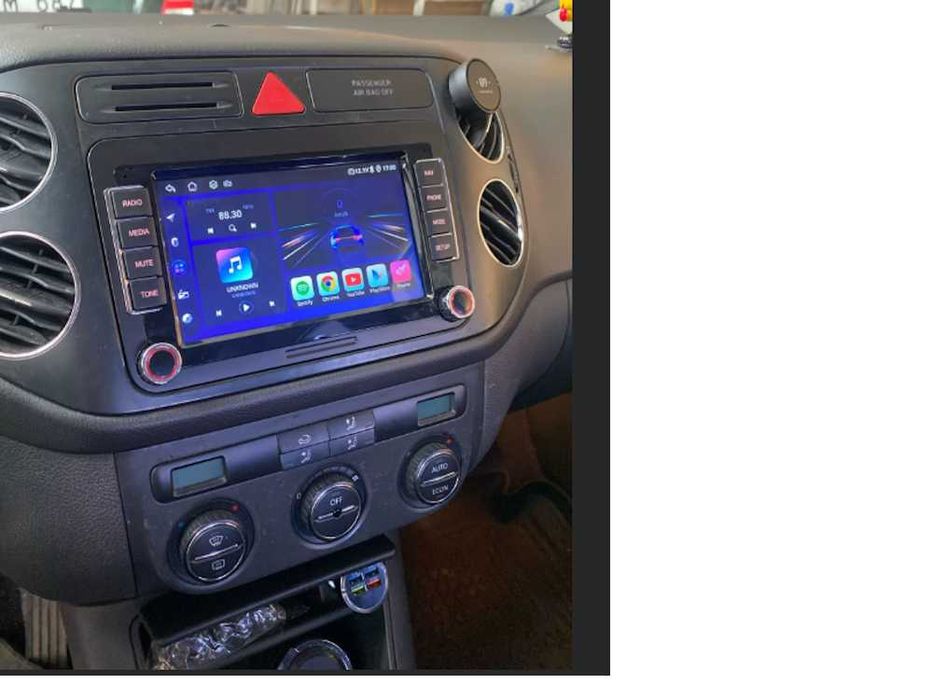 Мултимедия за кола VW Seat SKODA процесор 8 ядра 4GB RAM 64GB ROM Монтаж и на място