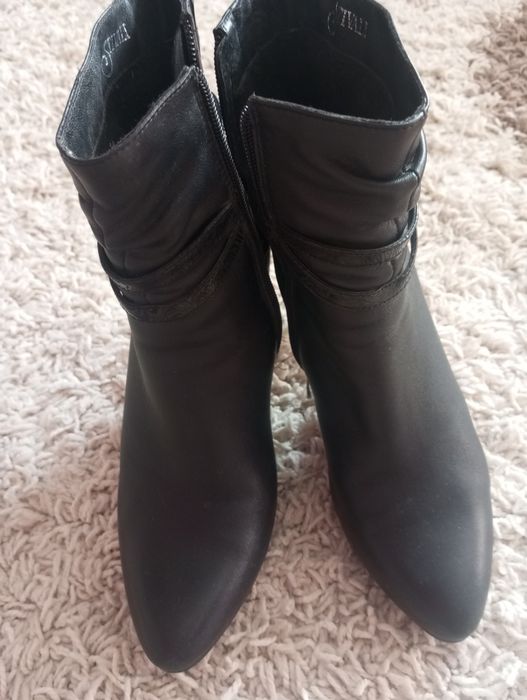 Продам полусапожки