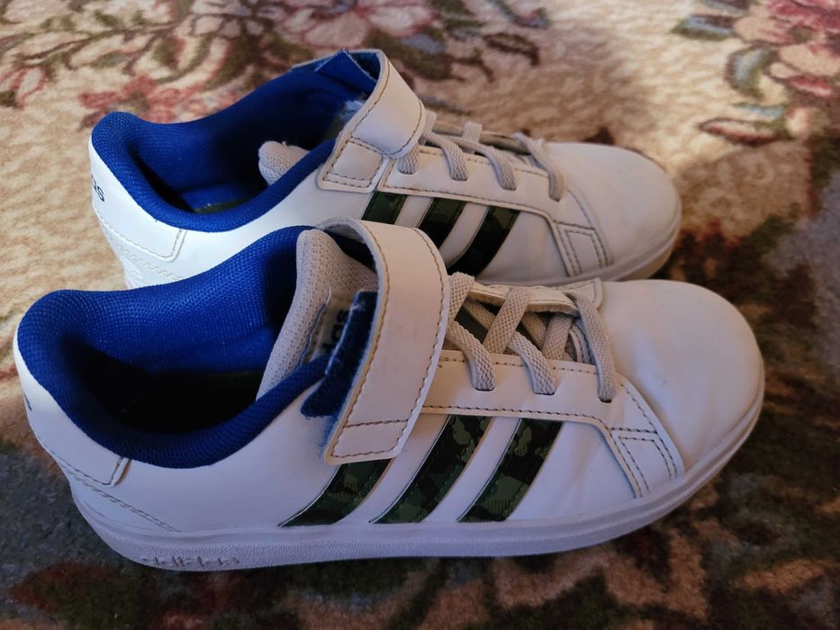 Маратонки Адидас