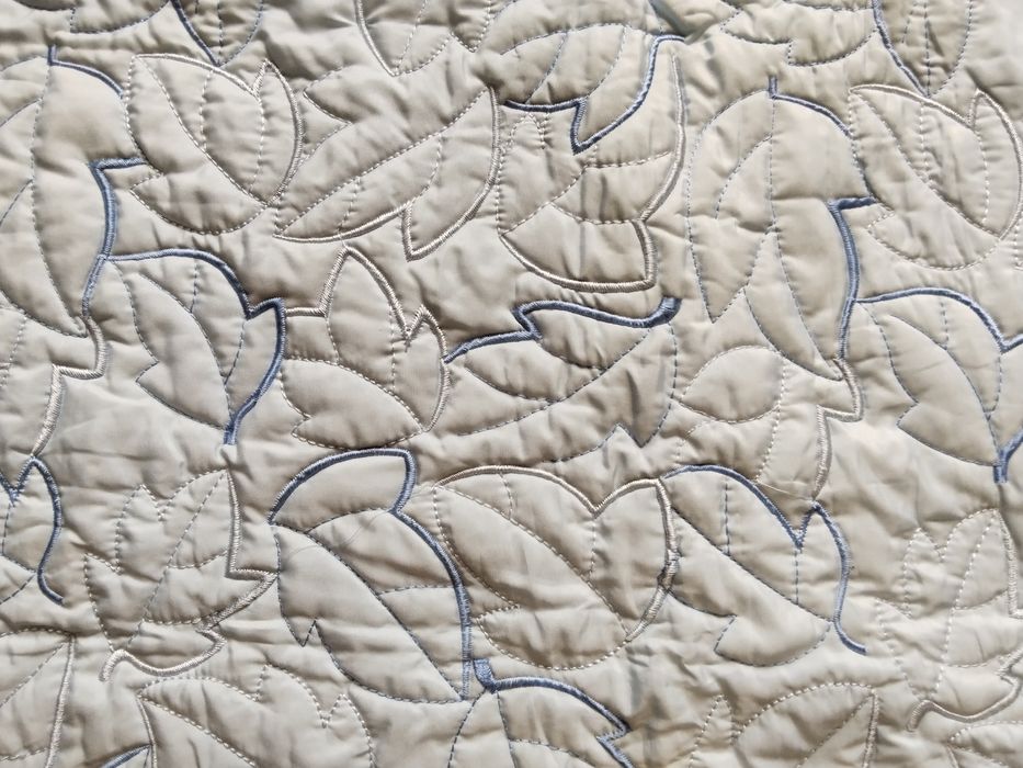 Покрывало с чехлом  детская кровать