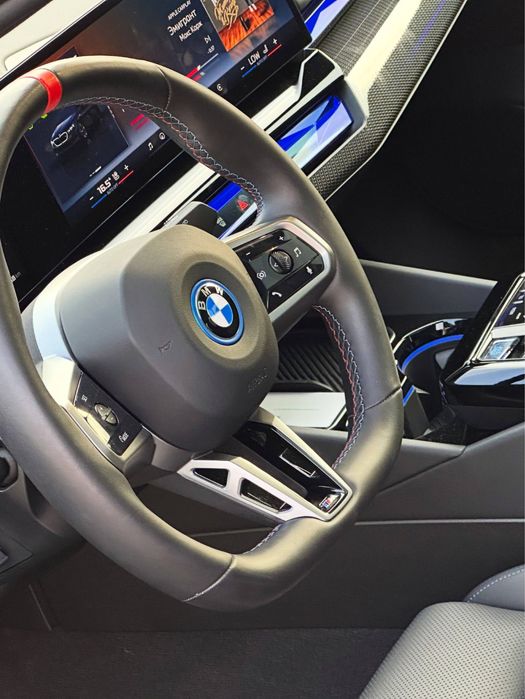BMW i5 M60 2024 yil