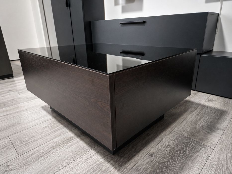 Masă de cafea cu efect infinity - Infinity Table