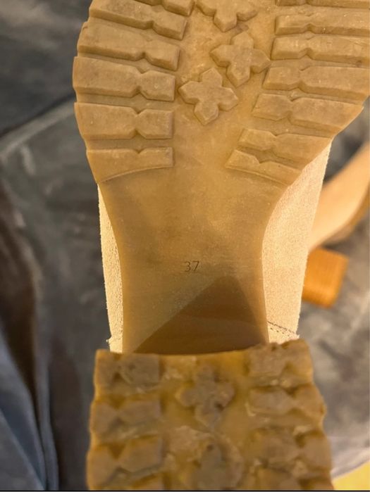 Ghete piele naturala intoarsa