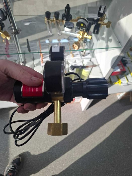 Редуктор углекислотный CO₂ для полуавтомата