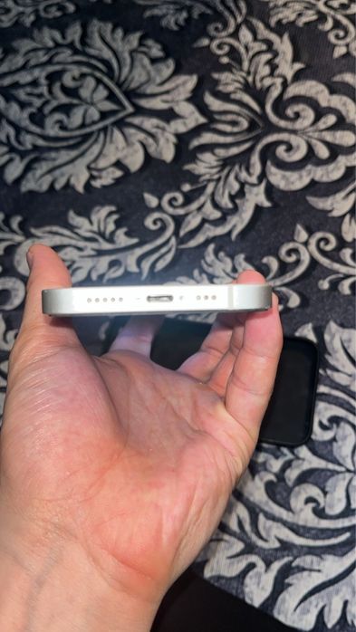 Айфон 13 сатам или обмен