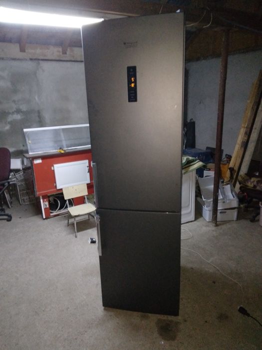 Reparatii Frigidere congelatoare Vitrine Frigorifice.