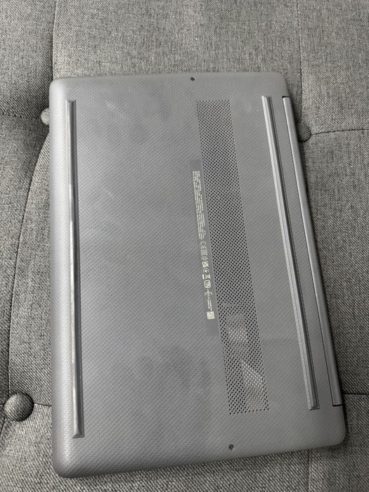 Продается ноутбук HP Laptop 15s-eq2xxx