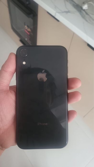 Iphone XR продам