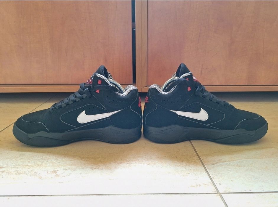 Nike Air Flight măr. 39