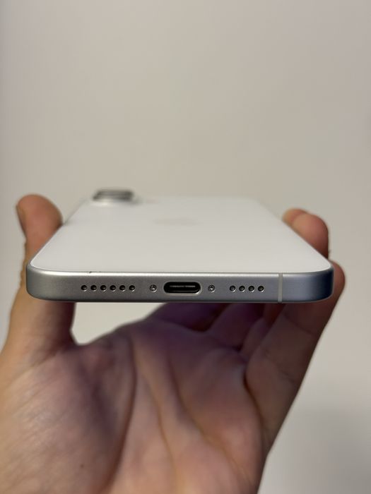 Apple iPhone 16 Plus White Silver 128GB Neverlocked Impecabil 100% Battery