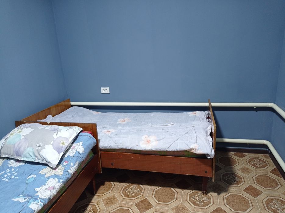 Диван в хорошем качестве,с матрасом