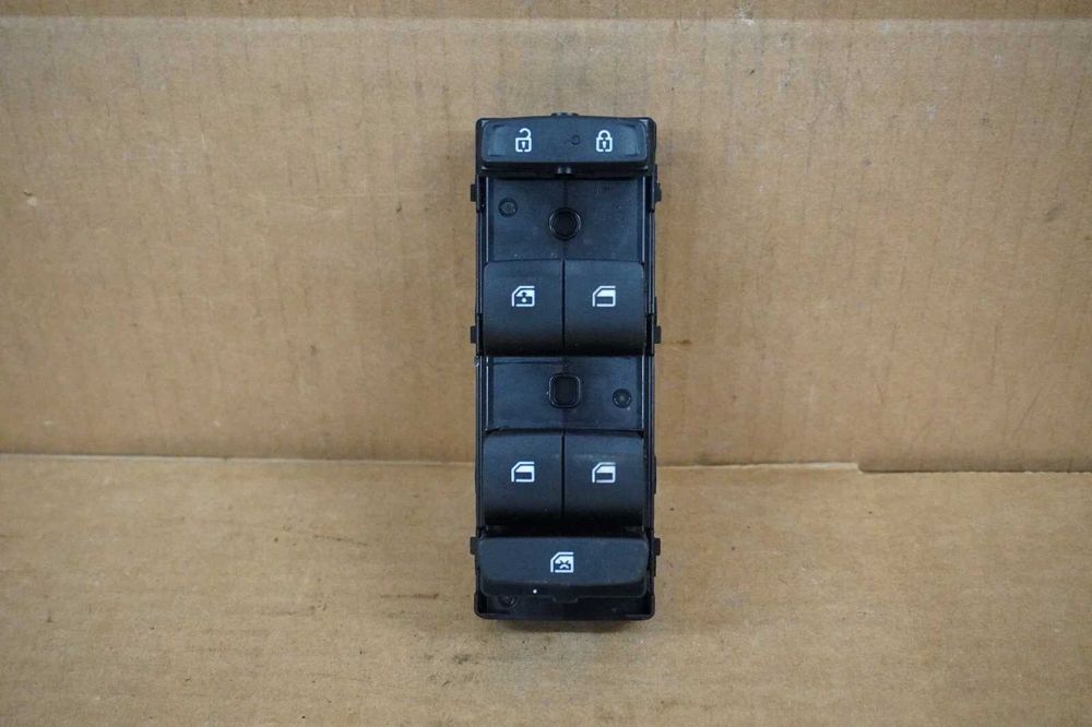 блок стеклопоъемников на Хендай Элантра 2022 года