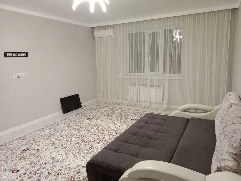 Продается 1 комнатная квартира по ул Момышулы - Сатпаева