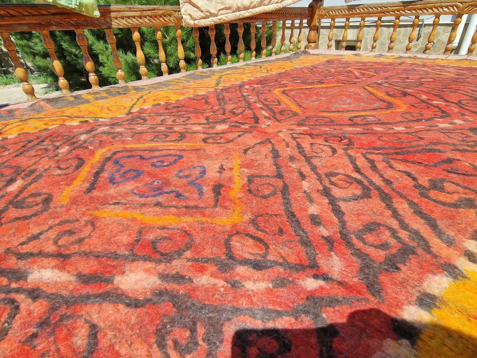 Киіз кілем, ковёр из войлока