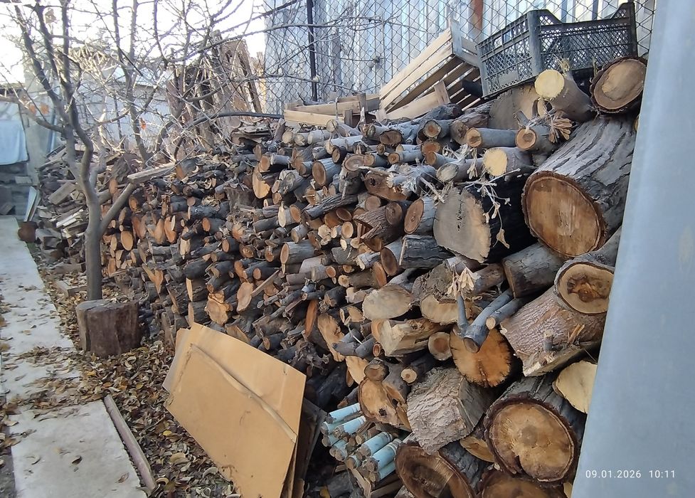 O'tin sotiladi. Продается Дрова