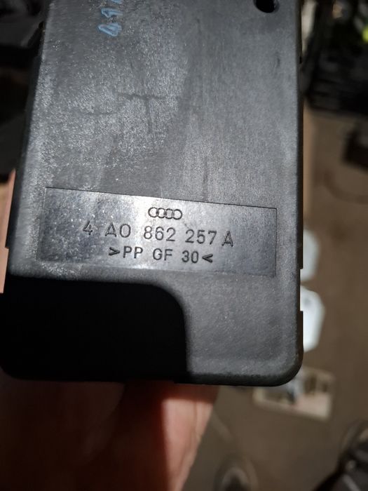 Компрессор центрального замка Ауди