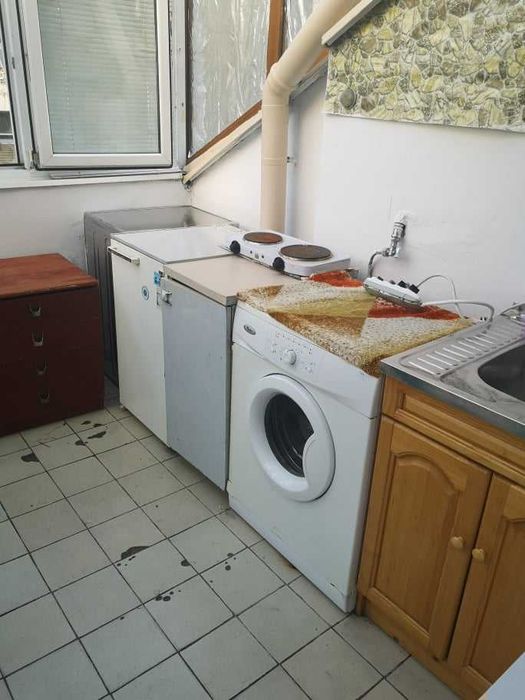 Дава се под наем Двустаен апартамент в Бургас, Възраждане - 65 кв.м за 178.5 € - Снимка #1