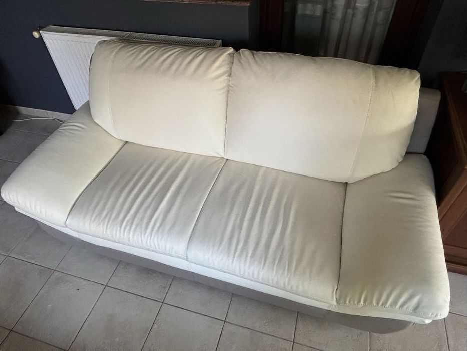 2 canapele de piele alba