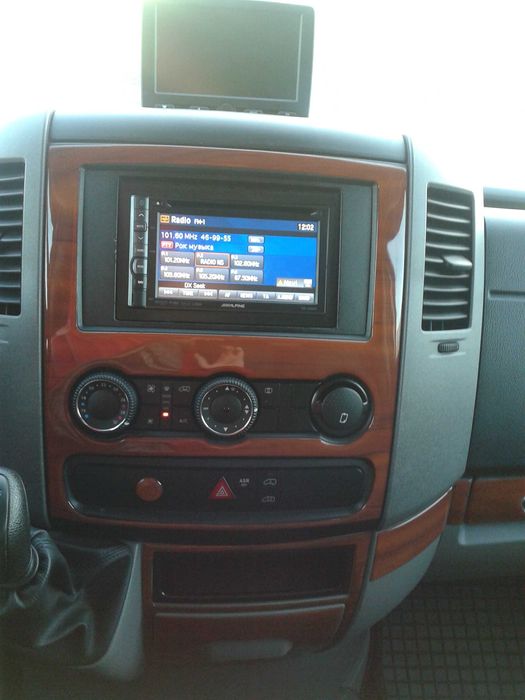 Тюнинг  Декор на торпеду. MB Sprinter. VW Crafter.