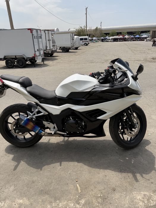 Yamaha r6 Replica