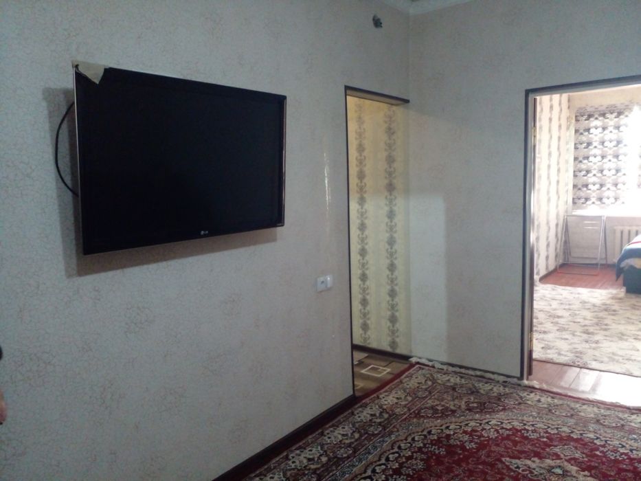 Гулистон !3 микрарайон бозорчани йонида.