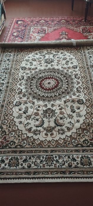 Продам ковёр 150 на 230