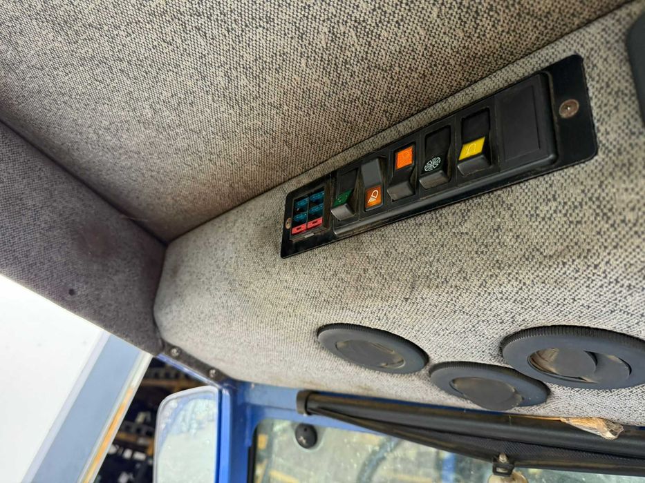 Tractor ISEKI cu accesorii : lama de zapada si cositoare