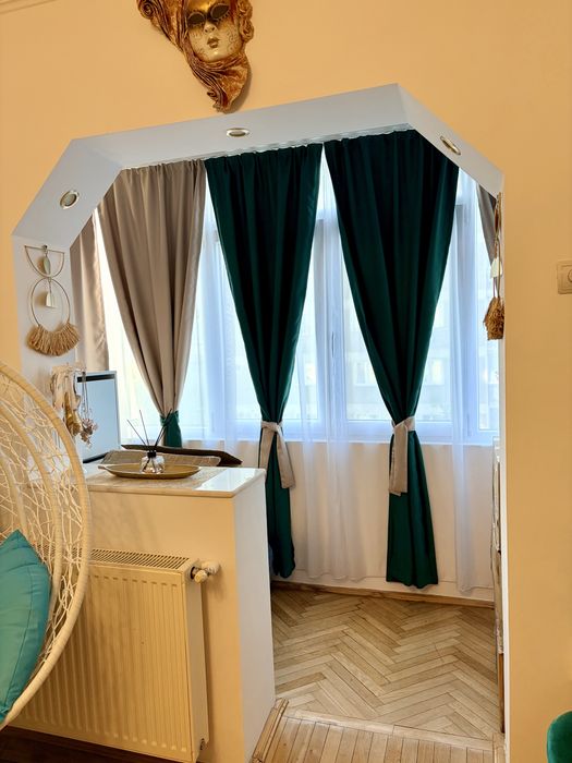 Inchiriez apartament cu doua camere, zona Ostroveni, langa maidan!!!