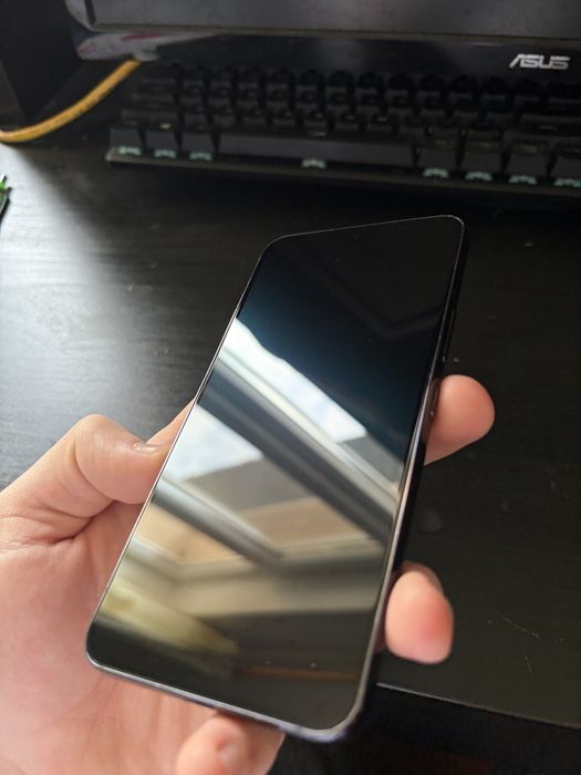 Samsung Galaxy S22 256GB Phantom Black | Ecran Perfect | Deblocat