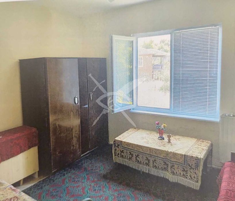 Продава се Къща в с. Момина църква, Област Бургас - 240 кв.м за 117 €/кв.м - Снимка #2