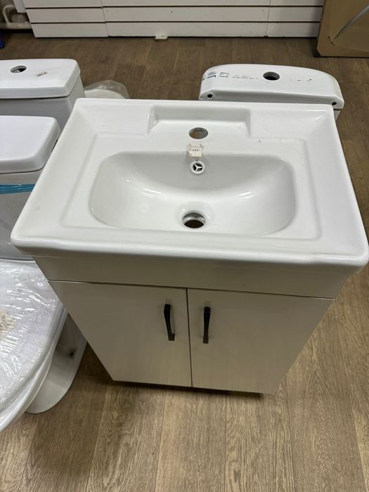 Распродажа раковины с тумбой