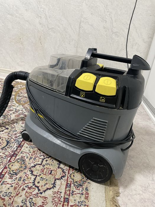 Продам Karcher Puzzi 8/1