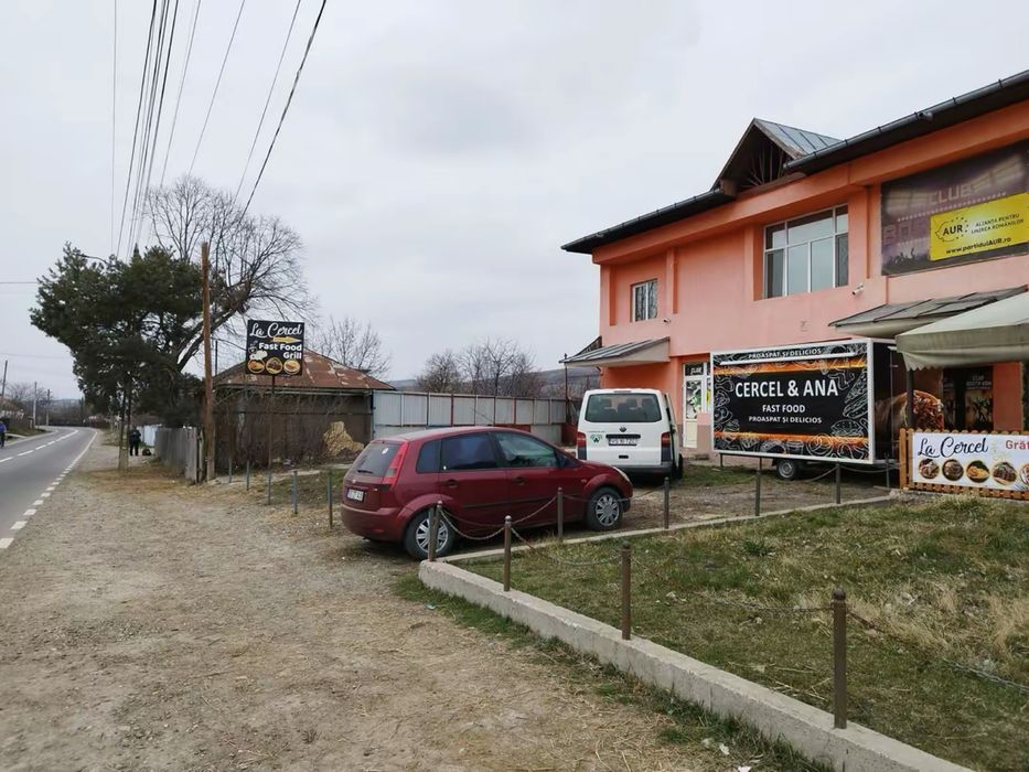 Cladire cu etaj 1840 mp in Ivanesti judetul Vaslui /se vinde la aproximativ  200€ mp construit la gata , fata de 1300€ mp cat ar costa in prezent !