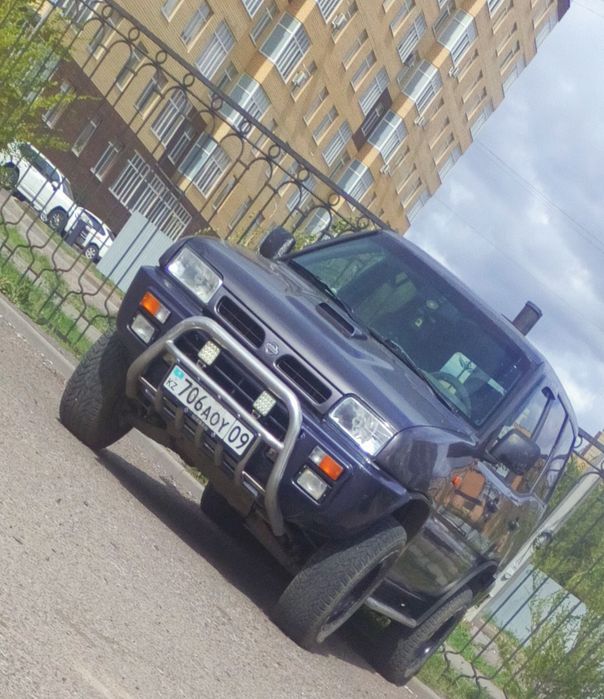 Ниссан Террано 2