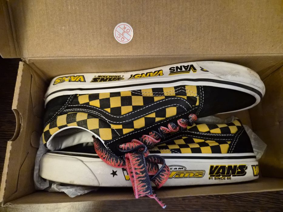 Продавам Обувки Vans