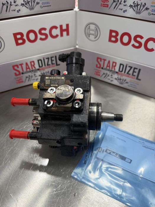 Рециклирана горивна помпа Bosch 0445010140 – Nissan, Opel, Renault 2.5 Diesel