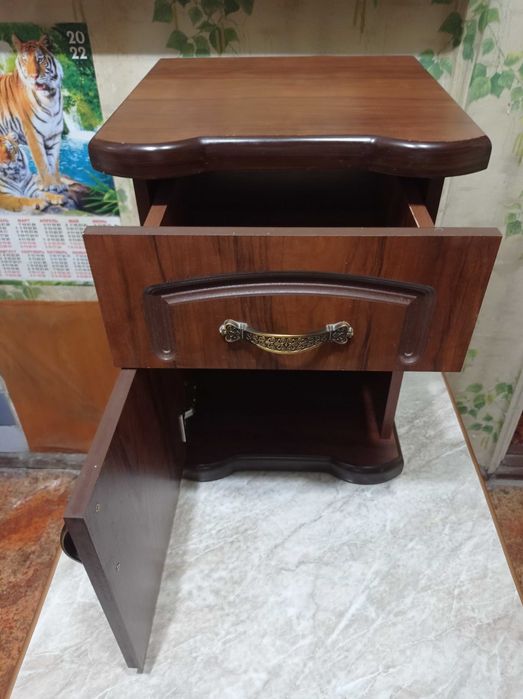 Продаётся тумбочка из МДФ