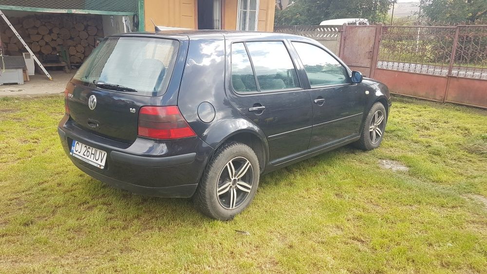 Golf 4,1600 cmc benzină