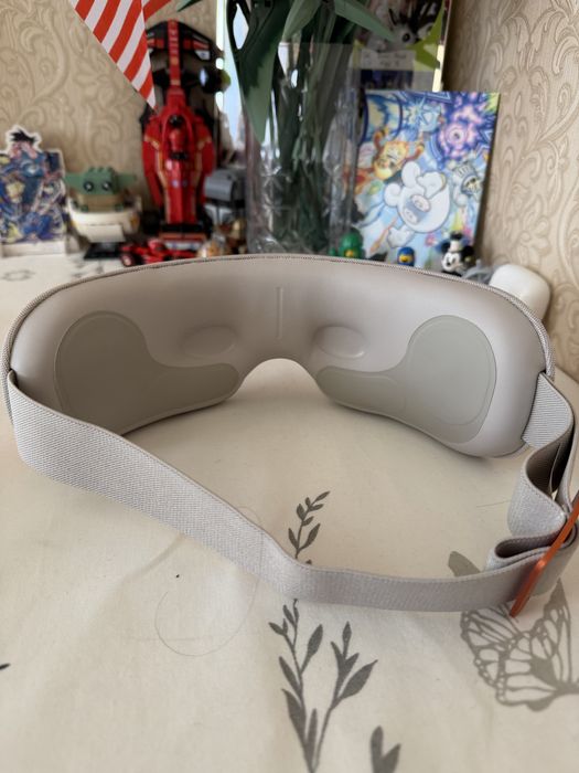 Массажер доя глаз Bork D622