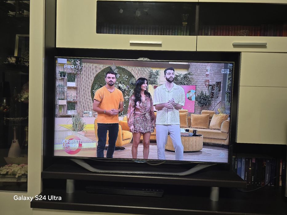 Vand tv samsung seria 8 (8000) 102 cm