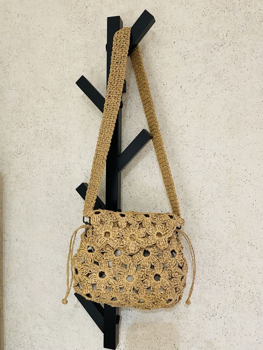 Плетена чанта от рафия
