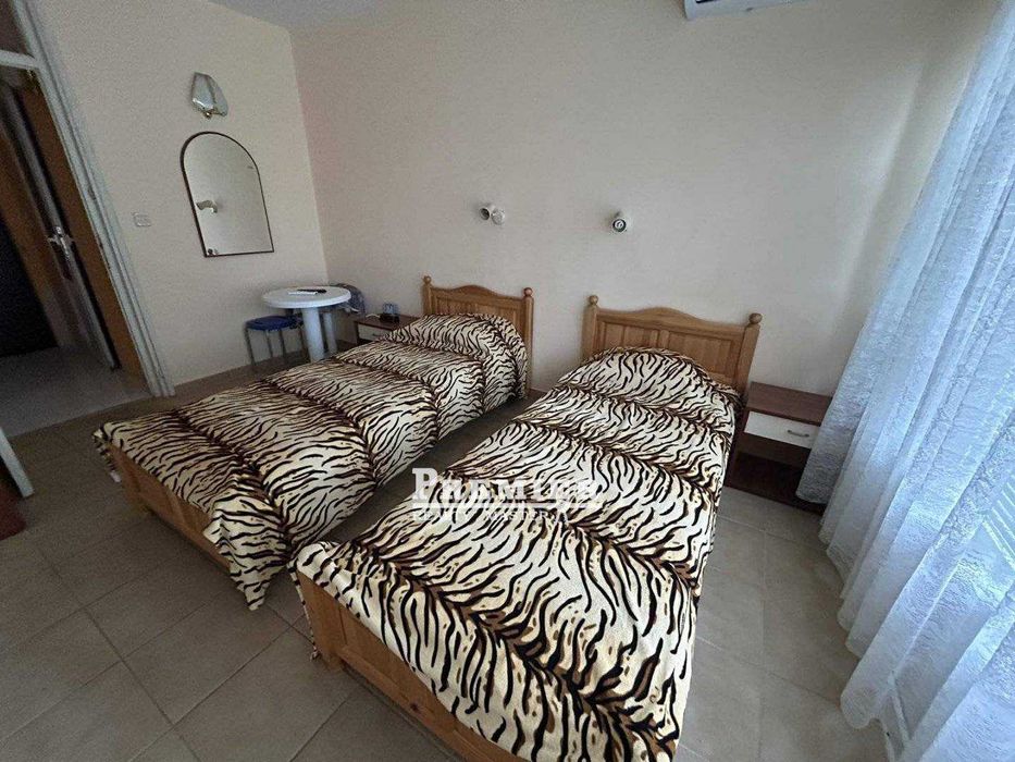 Продава се Тристаен апартамент в к.к. Слънчев бряг - 65 кв.м за 770 €/кв.м - Снимка #5