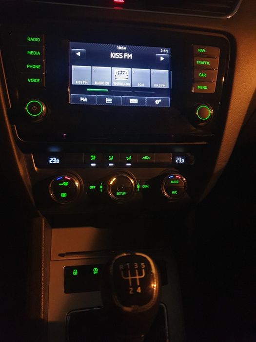 SKODA Octavia 2015 — imagine 4