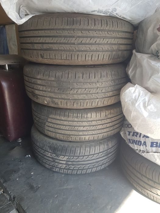 Продам комплект новой летней резины на 16