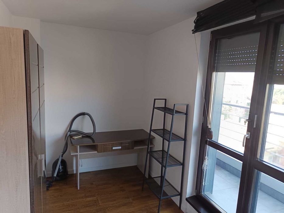 Дава се под наем Тристаен апартамент в София, Оборище - 165 кв.м за 1500 € - Снимка #19