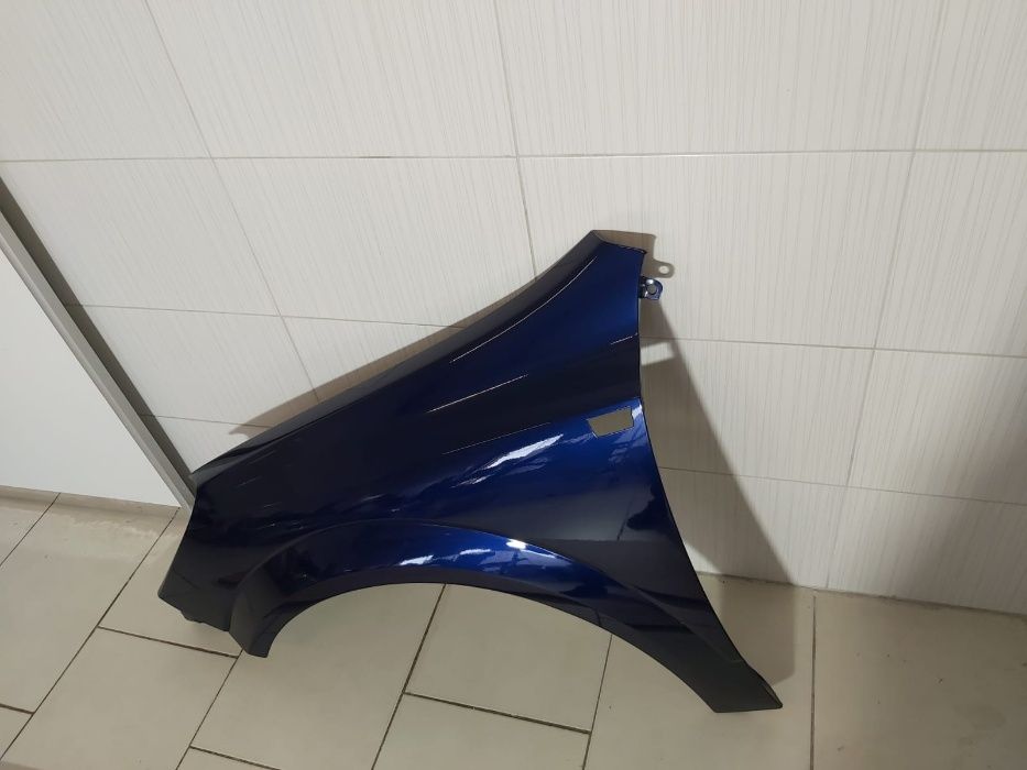 Aripa Fata Stanga Opel Astra H 2004-2009 (Cod: Z21B (Albastru))